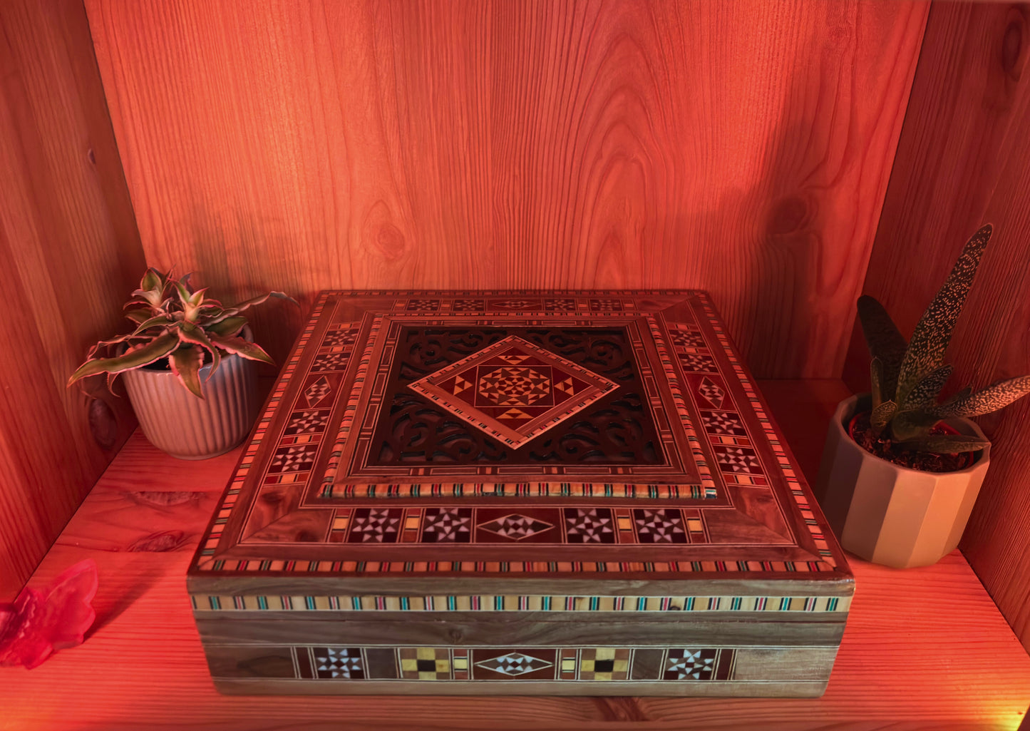 Grande Boîte à Mosaïque Damascène – Coffret Carré à Bijoux Artisanale avec Incrustation de Bois Fin et Intérieur en Velours