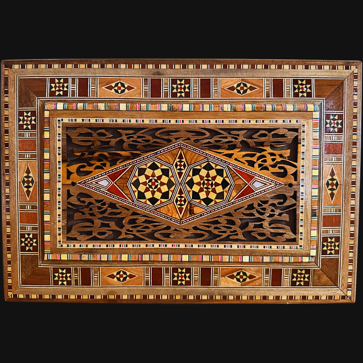 Caixa Damasquina para Joias e Lembranças – Elegância Artesanal