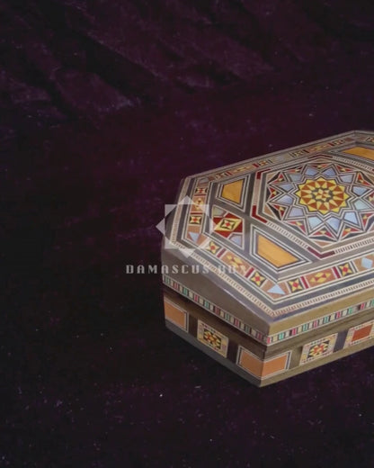Handgefertigte Mosaik-Schatulle aus Damaskus – Perlmutt & Samt